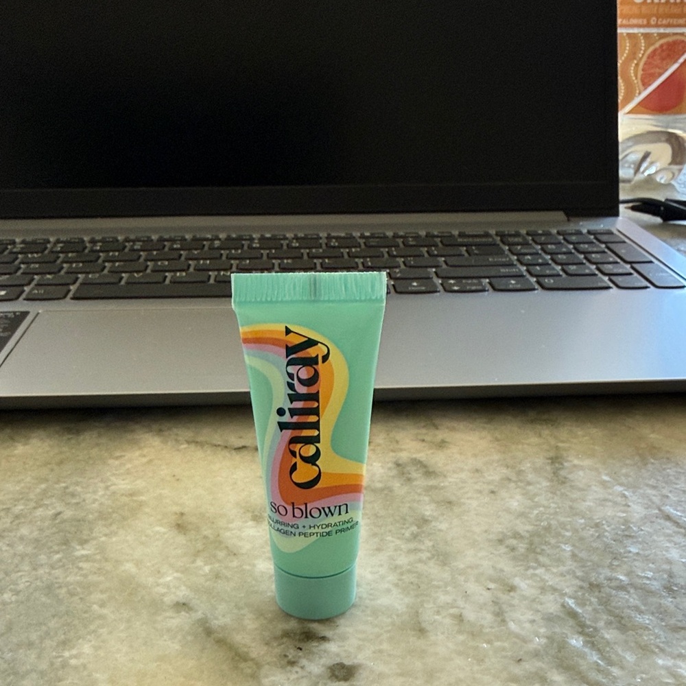 Caliray So Blown Blurring + Hydrating Primer - Green